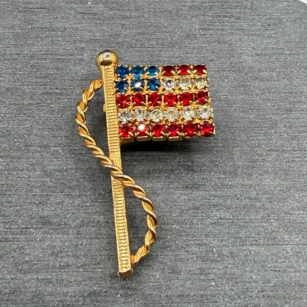 American Flag Rhinestone Brooch Gold Tone Red White Blue Patriotic Flag Pin